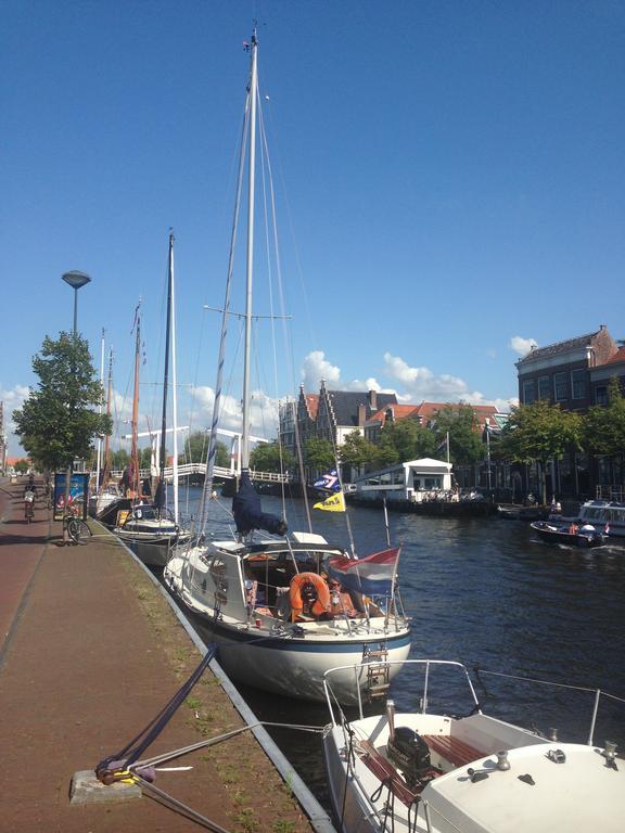 Turfhuys Aan Het Spaarne هارلم المظهر الخارجي الصورة