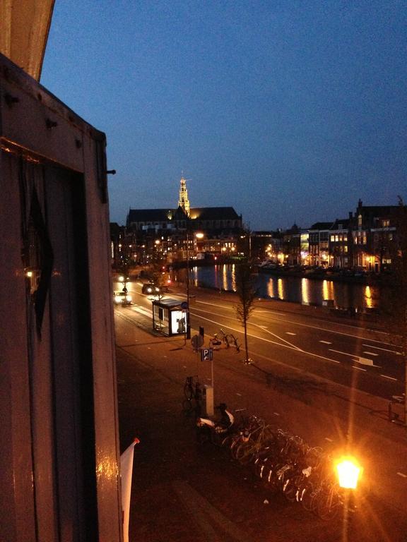 Turfhuys Aan Het Spaarne هارلم الغرفة الصورة